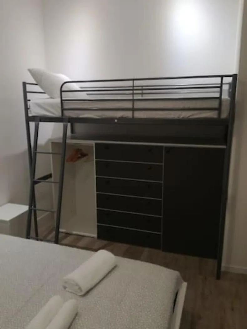 Bilocale Zona Isola 200 Mt Metro Mm3 Maciachini - J2 Apartment Milan 0*,  Italy